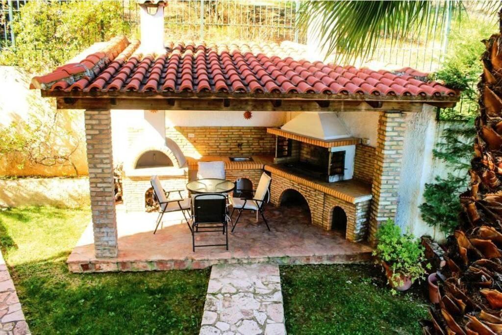 Villa Platanos Estate Akráta Exterior foto